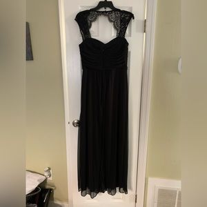 Black. Scarlett Evening dress. Worn once. Stretchy fabric. Excellent condition